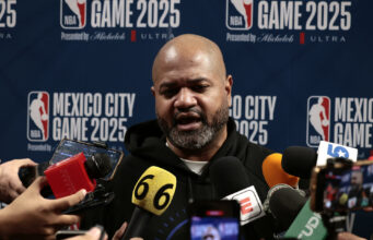 John-Blair Bickerstaff dice que mexicanos amarán a los Pistons John-Blair Bickerstaff dice que mexicanos amarán a los Pistons