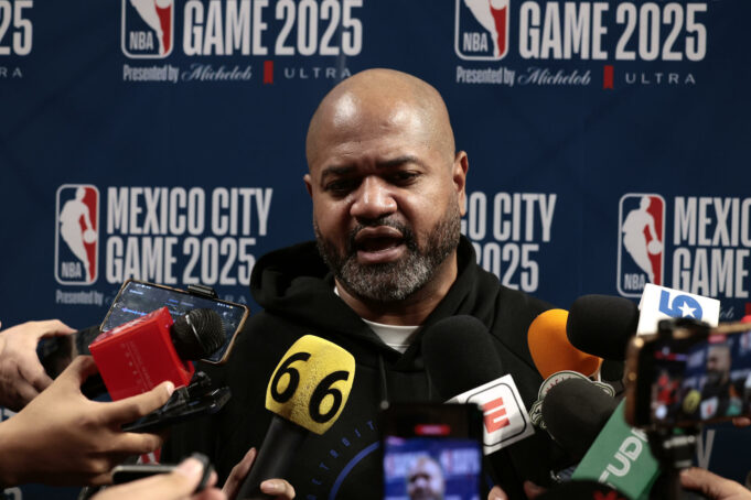 John-Blair Bickerstaff dice que mexicanos amarán a los Pistons John-Blair Bickerstaff dice que mexicanos amarán a los Pistons