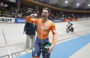 Lavreysen campeón mundial de keirin; Quintero sin podio por caída Lavreysen campeón mundial de keirin; Quintero sin podio por caída