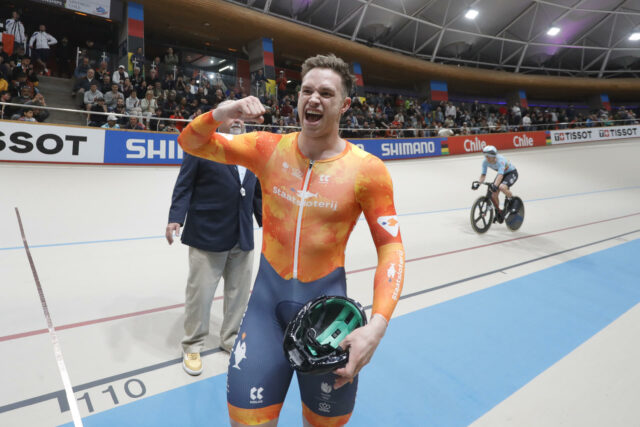 Lavreysen campeón mundial de keirin; Quintero sin podio por caída
