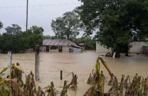 Lluvias fuertes en México dejan al menos 23 muertos y ocho personas desaparecidas Lluvias fuertes en México dejan al menos 23 muertos y ocho personas desaparecidas