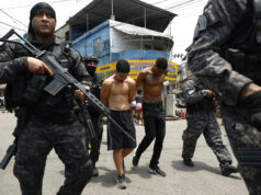 Operación antidrogas en Río deja al menos 64 muertos y 81 detenidos en favelas Operación antidrogas en Río deja al menos 64 muertos y 81 detenidos en favelas
