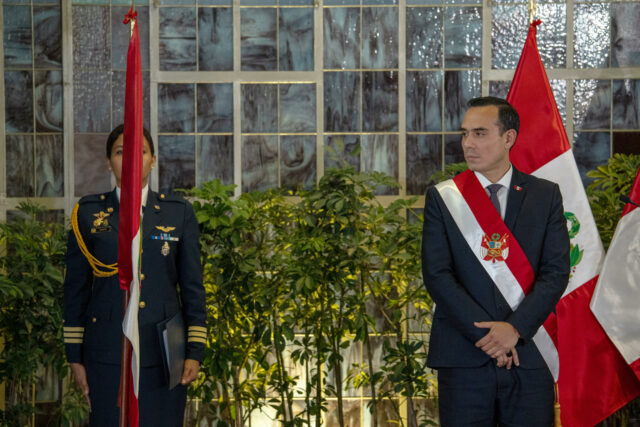 Presidente de Perú decreta emergencia en Lima por 30 días contra el crimen