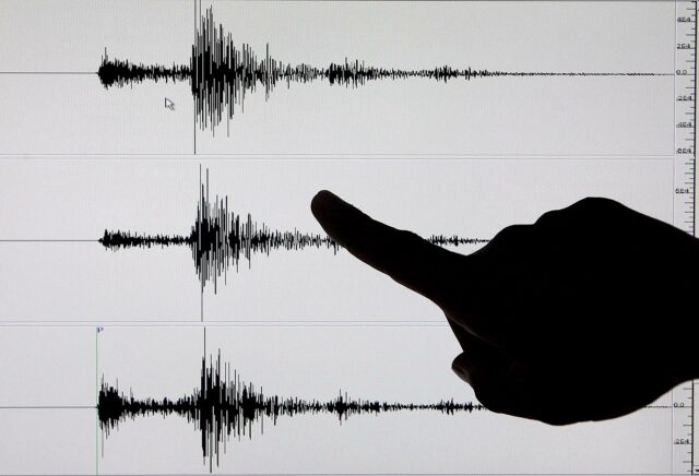 Terremoto 7,4 sacude Mindanao, Filipinas; activan alerta de tsunami