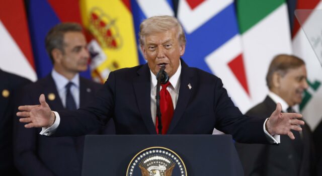 Trump apoya reconstruir Gaza, pero evita reconocer un Estado palestino Trump apoya reconstruir Gaza, pero evita reconocer un Estado palestino