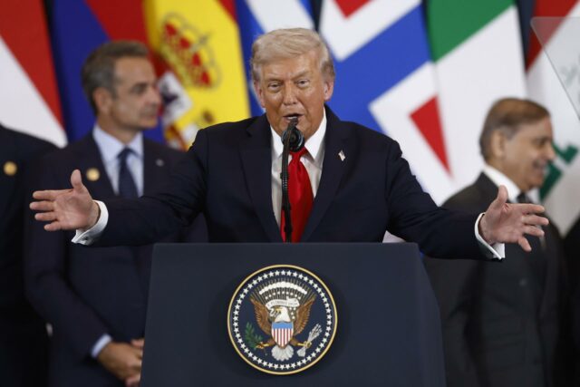 Trump apoya reconstruir Gaza, pero evita reconocer un Estado palestino