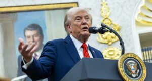 Trump viajará a Israel y Egipto por acuerdo de tregua con Hamás Trump viajará a Israel y Egipto por acuerdo de tregua con Hamás