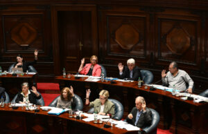 Uruguay aprueba eutanasia tras aborto, matrimonio igualitario y la Ley Trans Uruguay aprueba eutanasia tras aborto, matrimonio igualitario y la Ley Trans