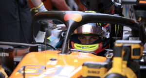 Verstappen continúa ejerciendo presión sobre los pilotos de McLaren Verstappen continúa ejerciendo presión sobre los pilotos de McLaren