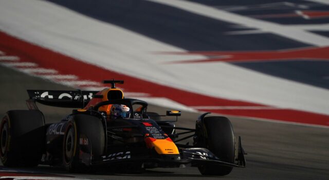 Verstappen vence a McLaren y mantiene la emoción en el Mundial de F1 con gran actuación Verstappen vence a McLaren y mantiene la emoción en el Mundial de F1 con gran actuación