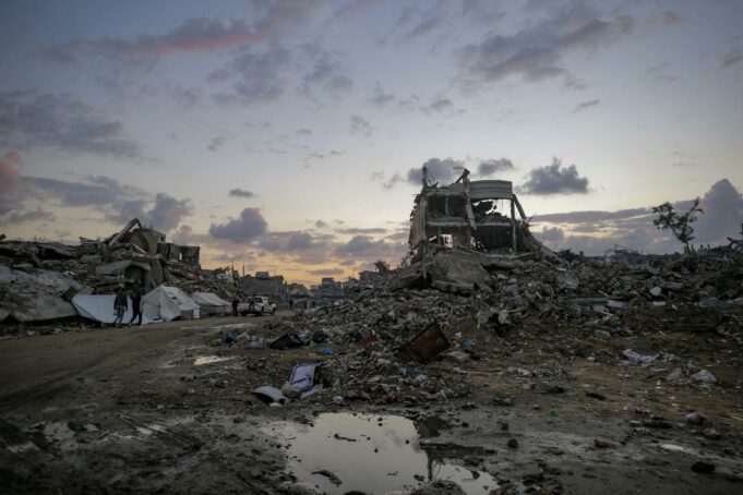 OCHA afirma que más de 13.000 familias en Gaza fueron afectadas por intensas lluvias OCHA afirma que más de 13.000 familias en Gaza fueron afectadas por intensas lluvias