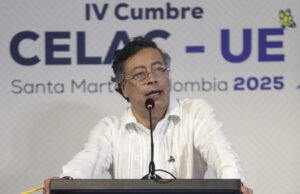 Gastos de Petro revelan pagos en tiendas de lujo y un burdel en Portugal Gastos de Petro revelan pagos en tiendas de lujo y un burdel en Portugal