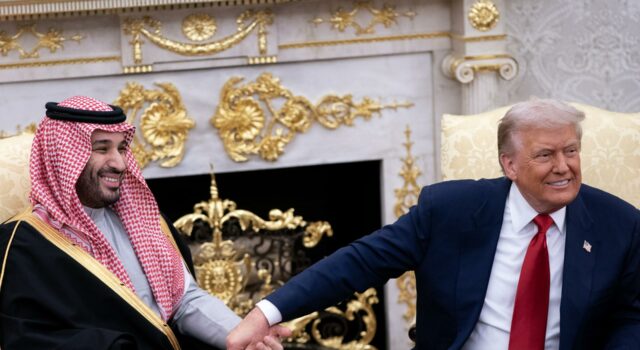 Trump designa a Arabia Saudí aliado militar clave fuera de la OTAN Trump designa a Arabia Saudí aliado militar clave fuera de la OTAN