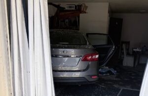 Automóvil impacta la fachada de un apartamento en el condado de Chilton Automóvil impacta la fachada de un apartamento en el condado de Chilton