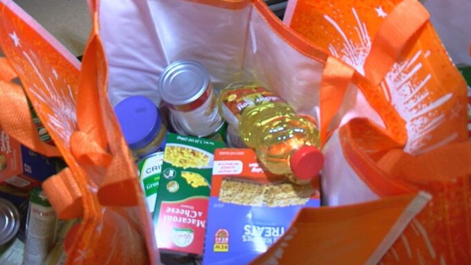 Banco de alimentos de Tuscaloosa anticipa aumento de demanda por interrupción de beneficios SNAP Banco de alimentos de Tuscaloosa anticipa aumento de demanda por interrupción de beneficios SNAP