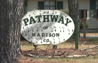 El Ayuntamiento de Owens Cross Roads debatirá el futuro del centro Pathway el jueves El Ayuntamiento de Owens Cross Roads debatirá el futuro del centro Pathway el jueves