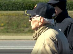 Gran asistencia al programa del Día de los Veteranos en Tuscaloosa Gran asistencia al programa del Día de los Veteranos en Tuscaloosa