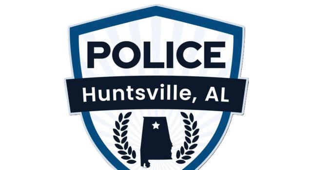 Policía de Huntsville obtiene nuevos dispositivos DEA para combatir el paro cardíaco Policía de Huntsville obtiene nuevos dispositivos DEA para combatir el paro cardíaco