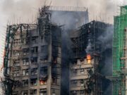 Aumentan a 44 muertos y 279 desaparecidos por peor incendio en Hong Kong Aumentan a 44 muertos y 279 desaparecidos por peor incendio en Hong Kong