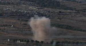 Bombardeo israelí mata al menos 13 en el mayor campo de refugiados palestinos en Líbano Bombardeo israelí mata al menos 13 en el mayor campo de refugiados palestinos en Líbano