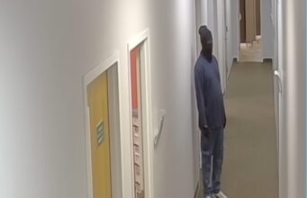 Buscan a sospechoso armado tras robar a miembros de una iglesia en Montgomery Buscan a sospechoso armado tras robar a miembros de una iglesia en Montgomery