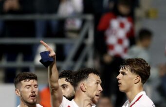 Croacia, con Modric en su quinto Mundial, sella su billete con victoria 3-1 Croacia, con Modric en su quinto Mundial, sella su billete con victoria 3-1