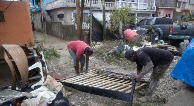 El Salvador alista 50 toneladas de suministros para ayuda humanitaria a Jamaica tras huracán El Salvador alista 50 toneladas de suministros para ayuda humanitaria a Jamaica tras huracán