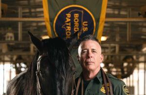 Gregory Bovino, el verdugo de Trump, ejecuta redadas usando tácticas fronterizas Gregory Bovino, el verdugo de Trump, ejecuta redadas usando tácticas fronterizas