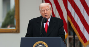 Restricciones migratorias “al tercer mundo” sacuden EEUU tras tiroteo en DC Restricciones migratorias "al tercer mundo" sacuden EEUU tras tiroteo en DC