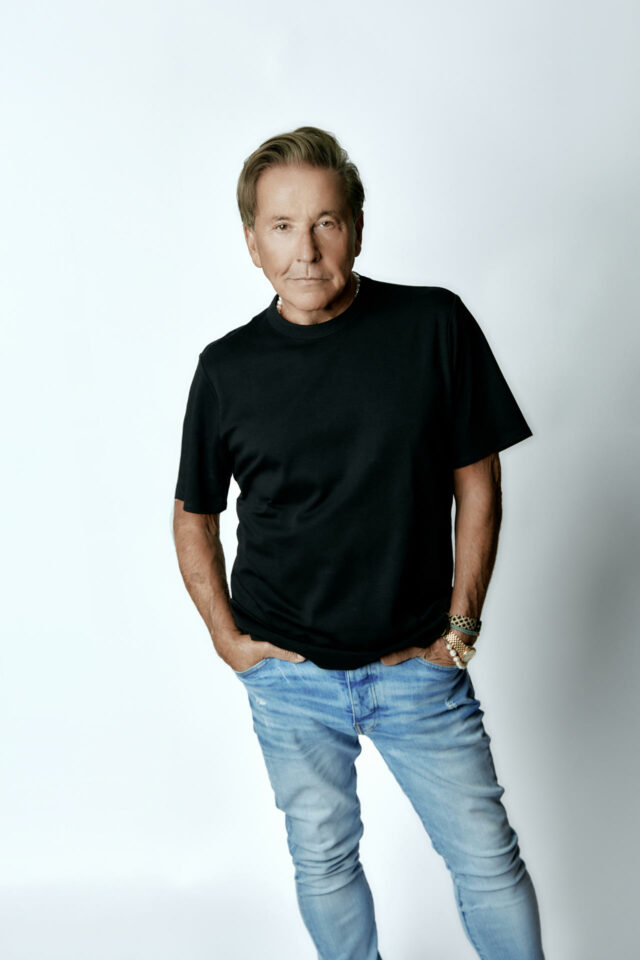 Ricardo Montaner anuncia regreso a los escenarios con tour por América y Europa en 2026 Ricardo Montaner regresa a escenarios con tour por América y Europa en 2026