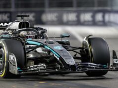 Russell lidera la tercera sesión con humedad e incertidumbre en la pista Russell lidera la tercera sesión con humedad e incertidumbre en la pista