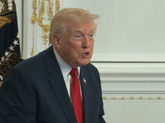 Trump descalificó a reportera con el término “estúpida” por su pregunta sobre culpar a Biden del tiroteo Trump descalificó a reportera con el término "estúpida" por su pregunta sobre culpar a Biden del tiroteo