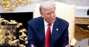 Trump recibe críticas tras llamar “cerdita” a una periodista Trump recibe críticas tras llamar "cerdita" a una periodista