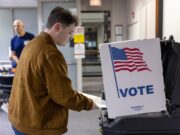 Votantes de Virginia acuden a urnas preocupados por cierre de Gobierno de EE.UU. Votantes de Virginia acuden a urnas preocupados por cierre de Gobierno de EE.UU.