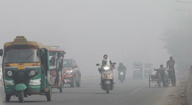 La contaminación en Nueva Delhi agota los purificadores e impulsa el negocio ambiental La contaminación en Nueva Delhi agota los purificadores e impulsa el negocio ambiental