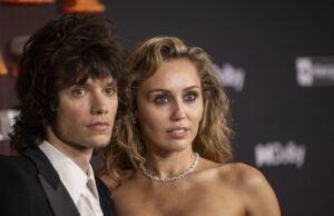 Miley Cyrus y el músico Maxx Morando se comprometen, confirma la revista People Miley Cyrus y el músico Maxx Morando se comprometen, confirma la revista People