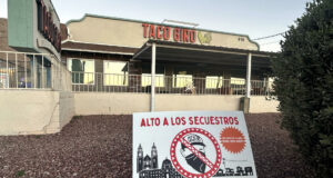 Redadas masivas asfixian negocios hispanos en Estados Unidos Redadas masivas asfixian negocios hispanos en Estados Unidos