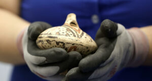 Costa Rica recupera gran colección de piezas precolombinas gracias a la gestión del FBI Costa Rica recupera gran colección de piezas precolombinas gracias a la gestión del FBI