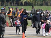 Unos doscientos mil latinoamericanos fueron deportados en un periodo de diez meses Unos doscientos mil latinoamericanos fueron deportados en un periodo de diez meses