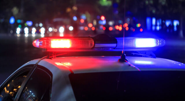 Hombre de Fairfield acusado de agresión tras ser captado golpeando con un arma Hombre de Fairfield acusado de agresión tras ser captado golpeando con un arma