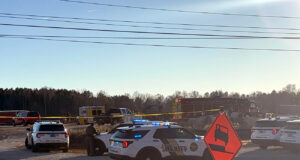 Hombre muere tras derrumbe de zanja en obra en Martin Road Hombre muere tras derrumbe de zanja en obra en Martin Road