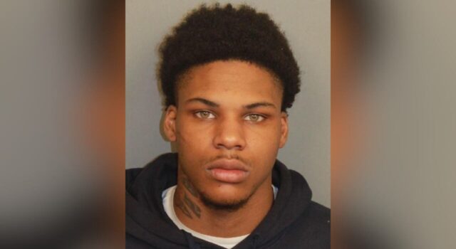 Joven de 18 años arrestado en Fultondale por orden judicial de Jefferson joven-de-18-anos-arrestado-en-fultondale-por-orden-judicial-de-jefferson