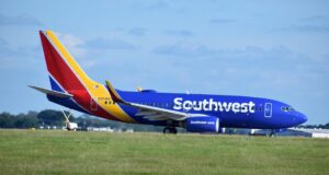 Southwest añade un segundo vuelo diario sin escalas de Birmingham a Nashville Southwest añade un segundo vuelo diario sin escalas de Birmingham a Nashville