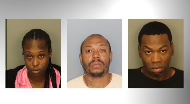 Tres personas acusadas de matar a golpes a un hombre mientras lo robaban Tres personas acusadas de matar a golpes a un hombre mientras lo robaban