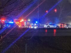 University Drive cerrada tras un accidente que dañó una importante línea eléctrica University Drive cerrada tras un accidente que dañó una importante línea eléctrica