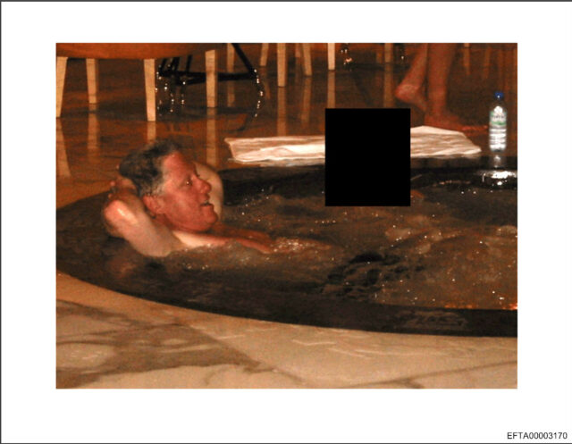 Archivos de Epstein vinculan a Clinton en jacuzzi y fiestas con Jagger y Jackson