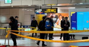 Ataque con bombas de humo y cuchillo en Taipéi deja cuatro fallecidos Ataque con bombas de humo y cuchillo en Taipéi deja cuatro fallecidos