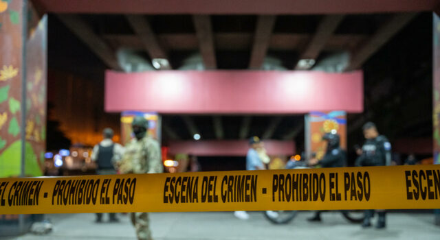 Ecuador termina el 2025 con violencia récord impulsada por el fuerte crimen organizado Ecuador termina el 2025 con violencia récord impulsada por el fuerte crimen organizado