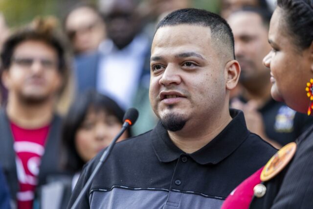 El salvadoreño Kilmar Ábrego García es liberado de un centro migratorio en EE.UU. El salvadoreño Kilmar Ábrego García liberado de centro migratorio estadounidense