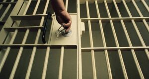 Extranjero ilegal condenado a prisión por reingreso ilegal tras deportación Extranjero ilegal condenado a prisión por reingreso ilegal tras deportación